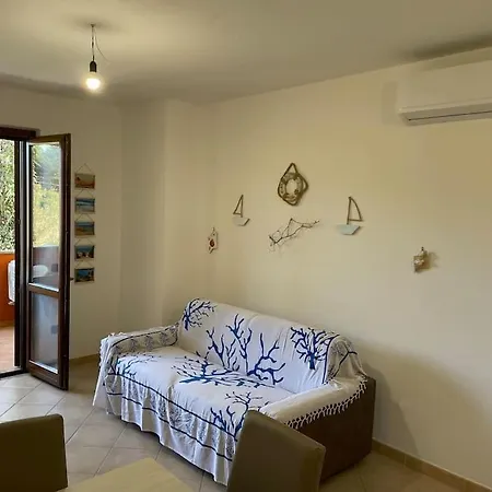 Casa de Férias Incantevole 4 Posti Letto Con Piscina Idromassaggio Valledoria (Sardinia)