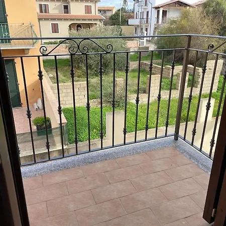 Holiday home Incantevole 4 Posti Letto Con Piscina Idromassaggio Valledoria (Sardinia)