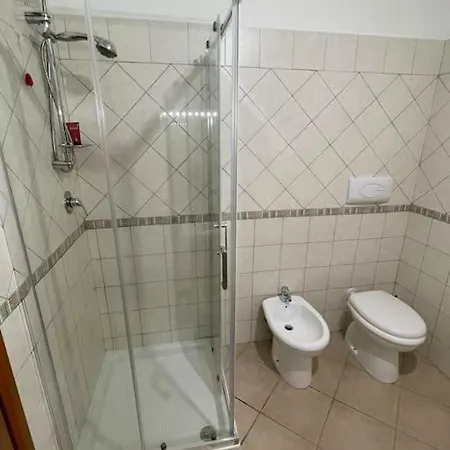 Incantevole 4 Posti Letto Con Piscina Idromassaggio Valledoria (Sardinia)